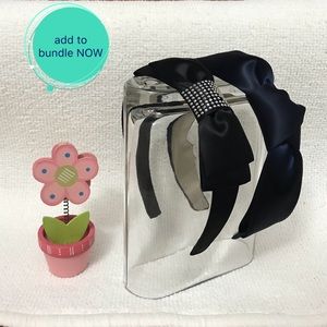 🎀Two satin headbands